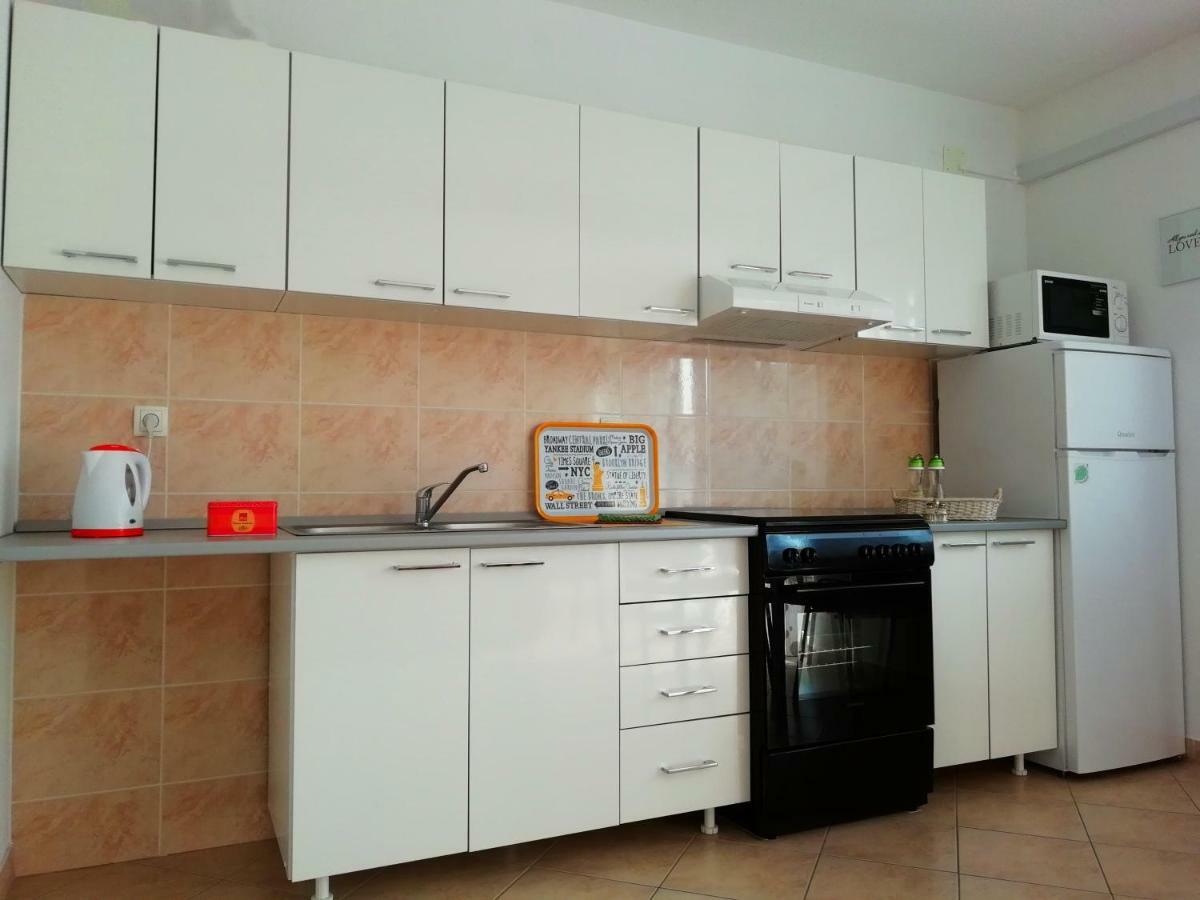Apartments 4 Me Трогир Экстерьер фото